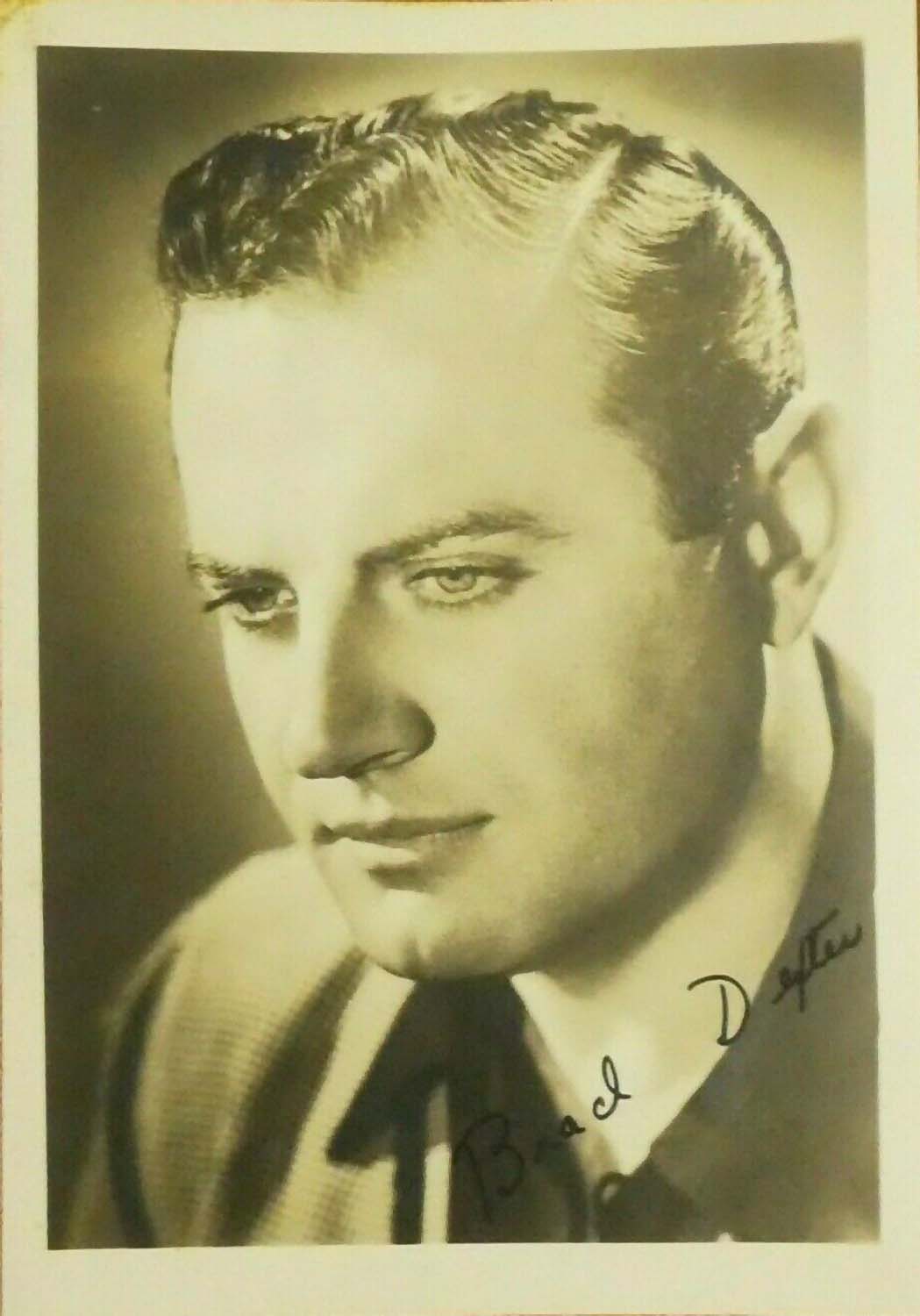 Brad Dexter