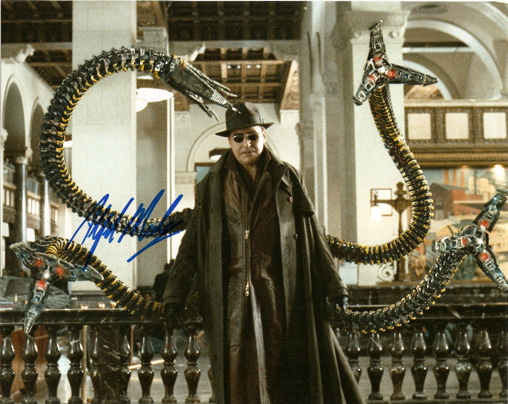 Alfred Molina